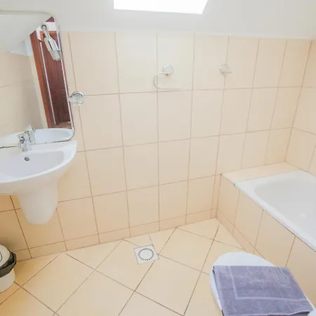 Zolta Guest house 3*